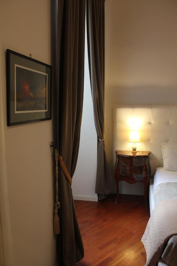 Realpartenope B&B 284 Napoli Eksteriør bilde